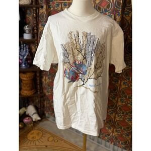 Vintage Diamond Dust Grand Cayman T Coral Fish Graphic Print XL Made USA White